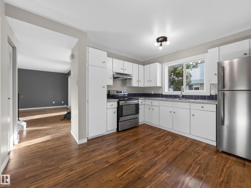 57 Woodvale Village Nw, Edmonton, AB 