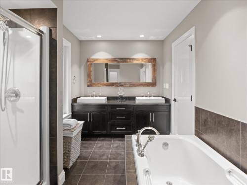 2303 Warry Court Sw, Edmonton, AB 