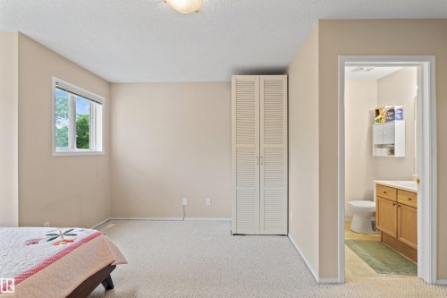 10909 106 Street Nw, Edmonton, AB 