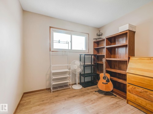 13807 92 Street Nw, Edmonton, AB 