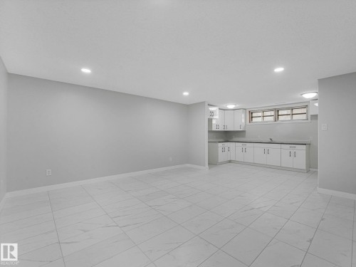 13807 92 Street Nw, Edmonton, AB 