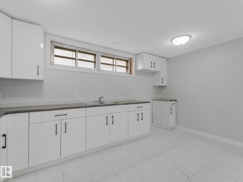 13807 92 Street Nw, Edmonton, AB 