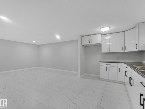 13807 92 Street Nw, Edmonton, AB 