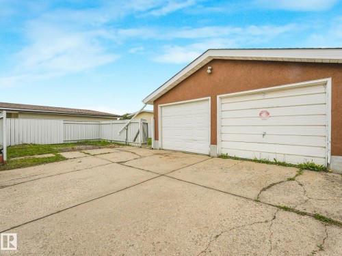 13807 92 Street Nw, Edmonton, AB 