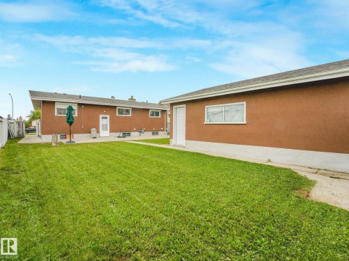 13807 92 Street Nw, Edmonton, AB 