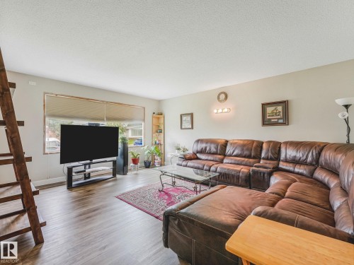 13807 92 Street Nw, Edmonton, AB 