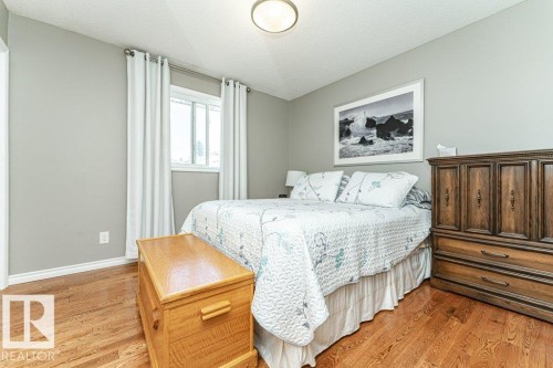 5924 11 Avenue Nw, Edmonton, AB 