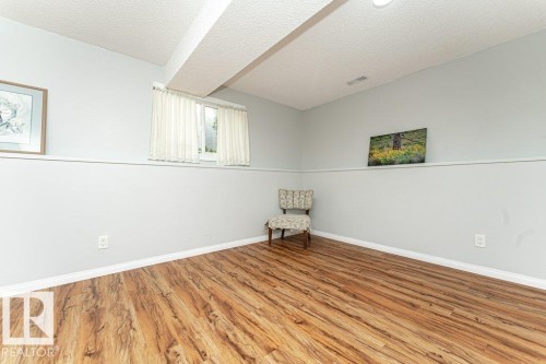 5924 11 Avenue Nw, Edmonton, AB 
