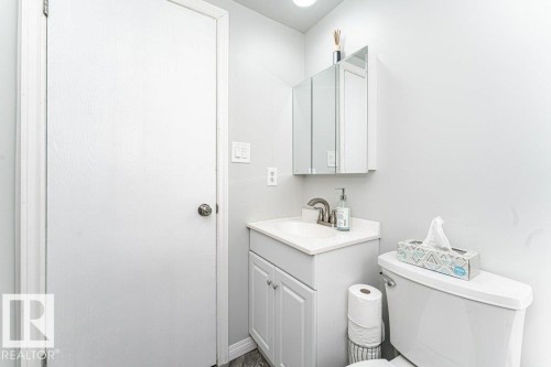 5924 11 Avenue Nw, Edmonton, AB 