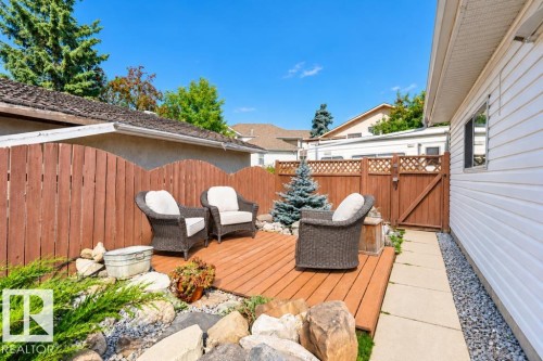 5924 11 Avenue Nw, Edmonton, AB 