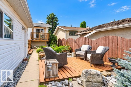 5924 11 Avenue Nw, Edmonton, AB 
