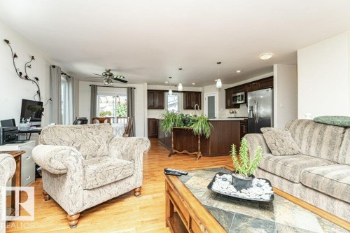 5924 11 Avenue Nw, Edmonton, AB 