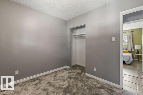 13516 81 Street Nw, Edmonton, AB 