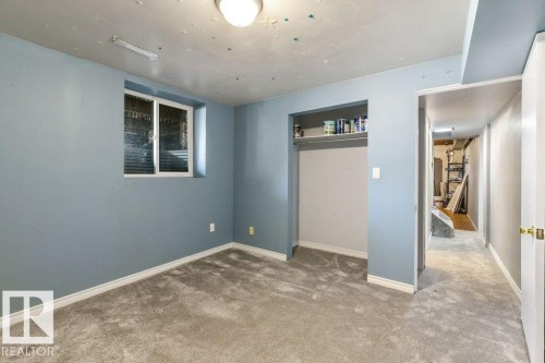 13516 81 Street Nw, Edmonton, AB 