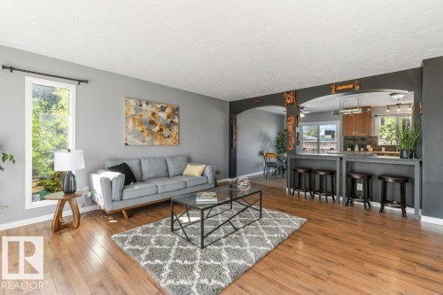 13516 81 Street Nw, Edmonton, AB 