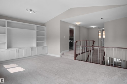 138 Henderson Link, Spruce Grove, AB - Indoor Photo Showing Other Room