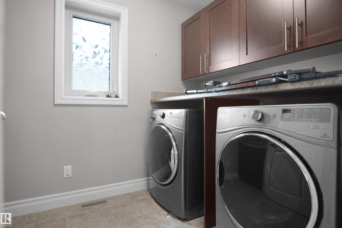 138 Henderson Link, Spruce Grove, AB - Indoor Photo Showing Laundry Room