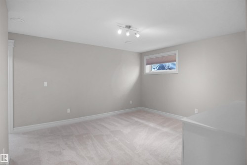 138 Henderson Link, Spruce Grove, AB - Indoor Photo Showing Other Room