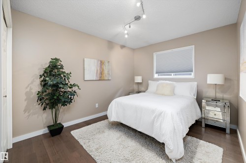17226 113A Street Nw, Edmonton, AB 