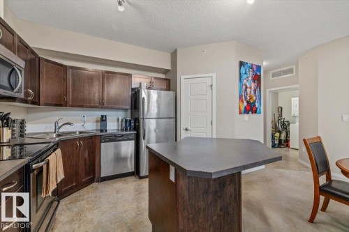 #401 13835 155 Av Nw, Edmonton, AB 