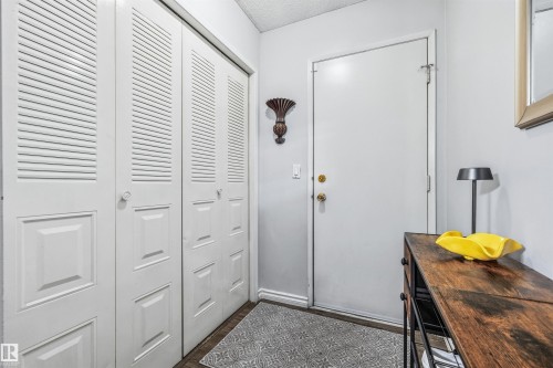 15915 112 Street Nw, Edmonton, AB - Indoor Photo Showing Other Room