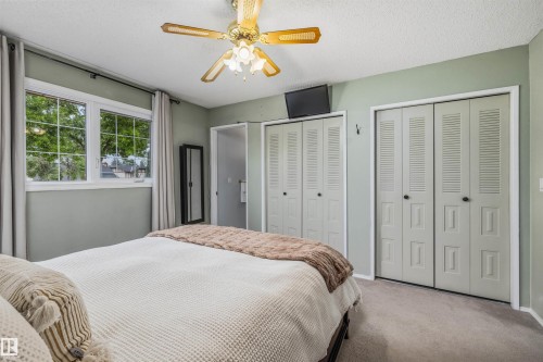 15915 112 Street Nw, Edmonton, AB - Indoor Photo Showing Bedroom