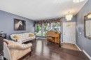 15915 112 Street Nw, Edmonton, AB  - Indoor Photo Showing Living Room 