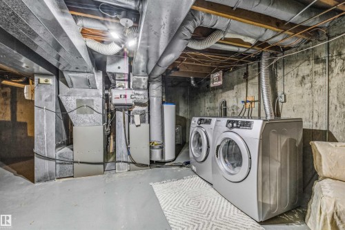 15915 112 Street Nw, Edmonton, AB - Indoor Photo Showing Laundry Room