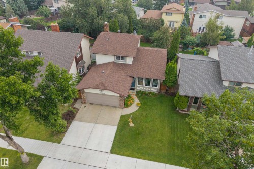 15915 112 Street Nw, Edmonton, AB - Outdoor
