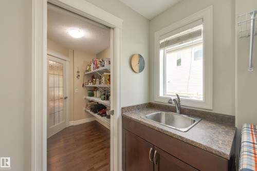 6303 18 Avenue Sw, Edmonton, AB 