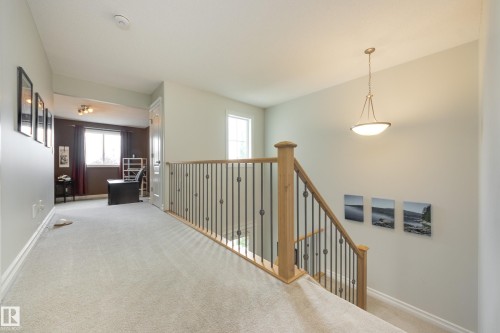 6303 18 Avenue Sw, Edmonton, AB 