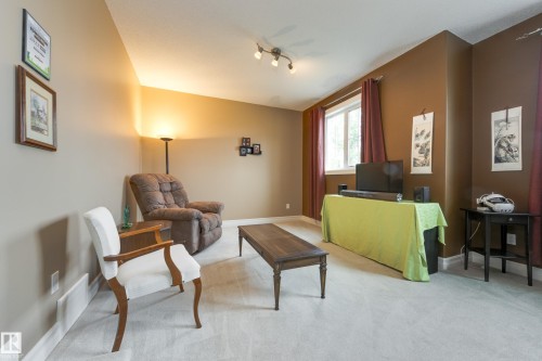 6303 18 Avenue Sw, Edmonton, AB 