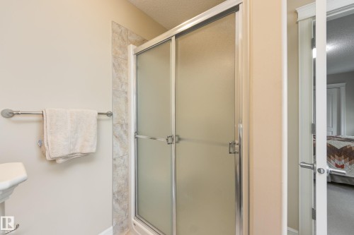 6303 18 Avenue Sw, Edmonton, AB 