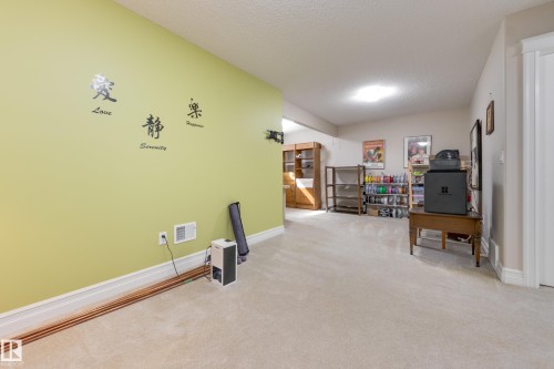 6303 18 Avenue Sw, Edmonton, AB 