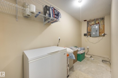 6303 18 Avenue Sw, Edmonton, AB 