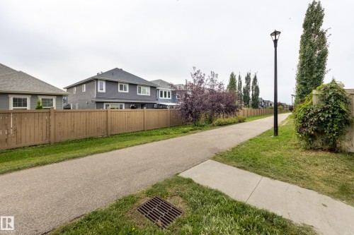 6303 18 Avenue Sw, Edmonton, AB 