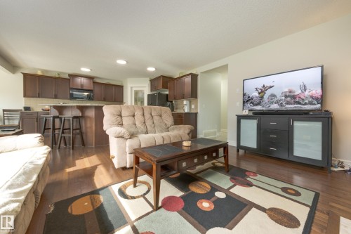 6303 18 Avenue Sw, Edmonton, AB 