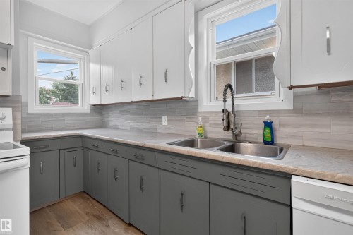 11431 88 Street Nw, Edmonton, AB 