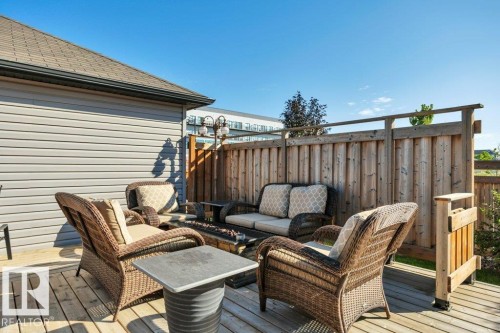 160 Desrochers Gate Sw, Edmonton, AB 