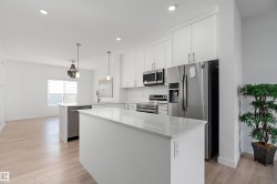 2644 192 Street NW Edmonton, AB T6M 1L1
