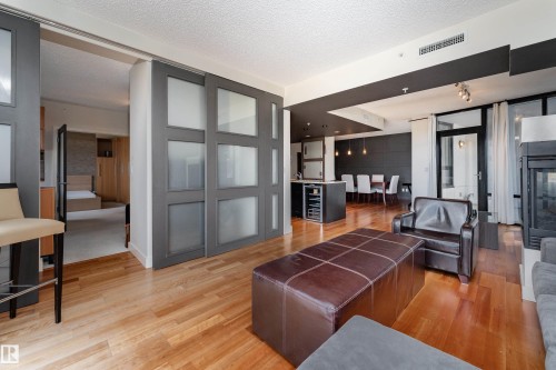 #602 10028 119 St Nw, Edmonton, AB 