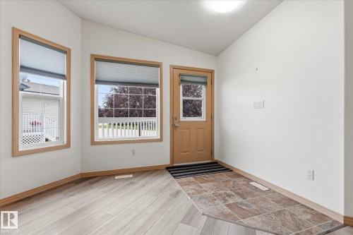 #116 40 Highwood Bv, Devon, AB 