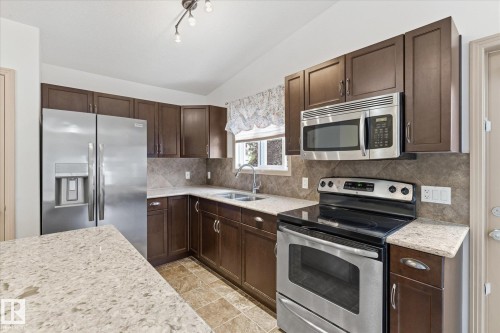 #116 40 Highwood Bv, Devon, AB 