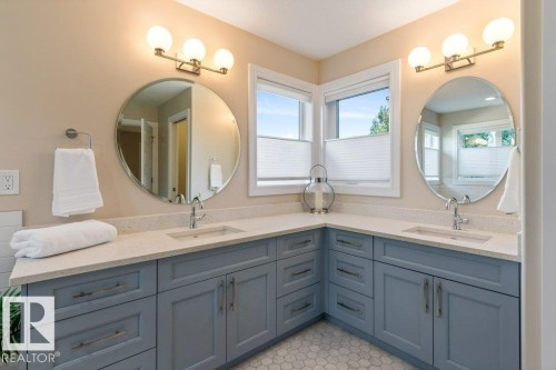 44 Edgewater Terr, St. Albert, AB 