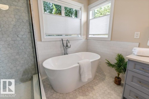 44 Edgewater Terr, St. Albert, AB 