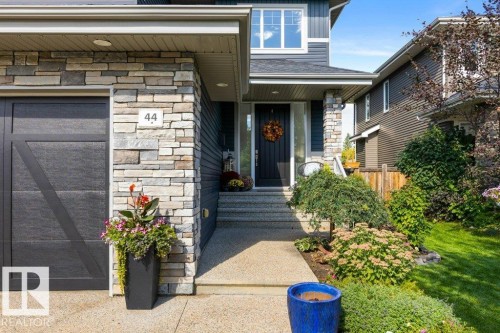 44 Edgewater Terr, St. Albert, AB 