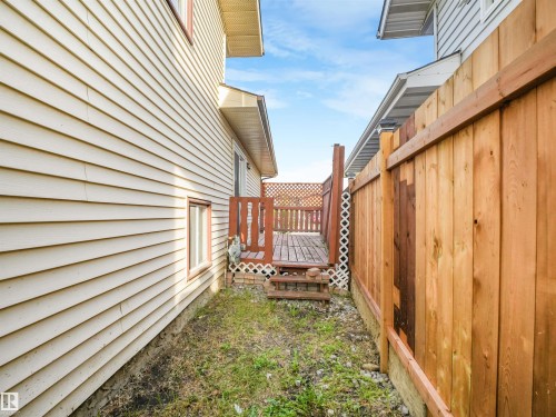 15714 78 Street Nw, Edmonton, AB 