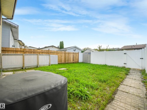15714 78 Street Nw, Edmonton, AB 
