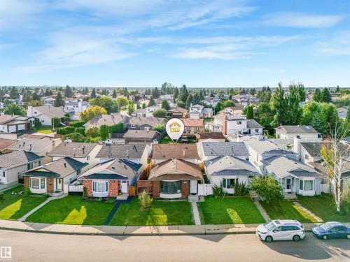 15714 78 Street Nw, Edmonton, AB 