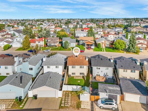 15714 78 Street Nw, Edmonton, AB 